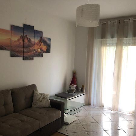 Casa Di Max - Private Room In Apartment With Shared Bathroom Free Parking ボルツァーノ エクステリア 写真